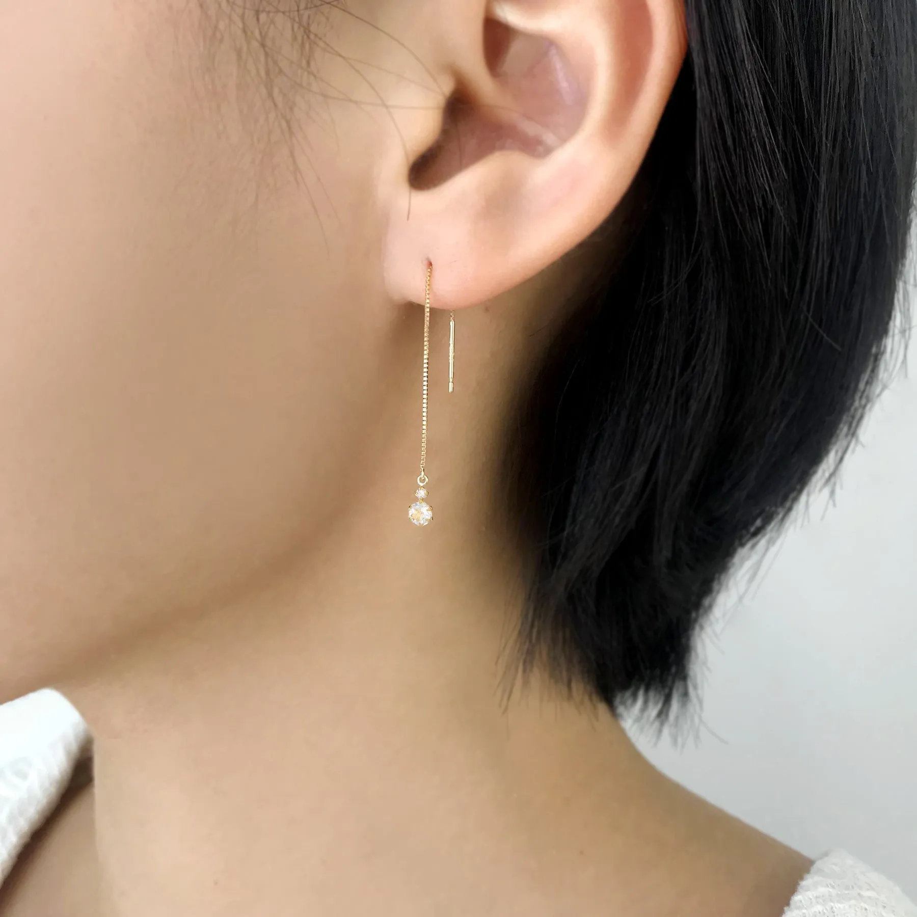 18K Yellow Gold 6-Prong 2-Stone Diamond Threader Earrings
