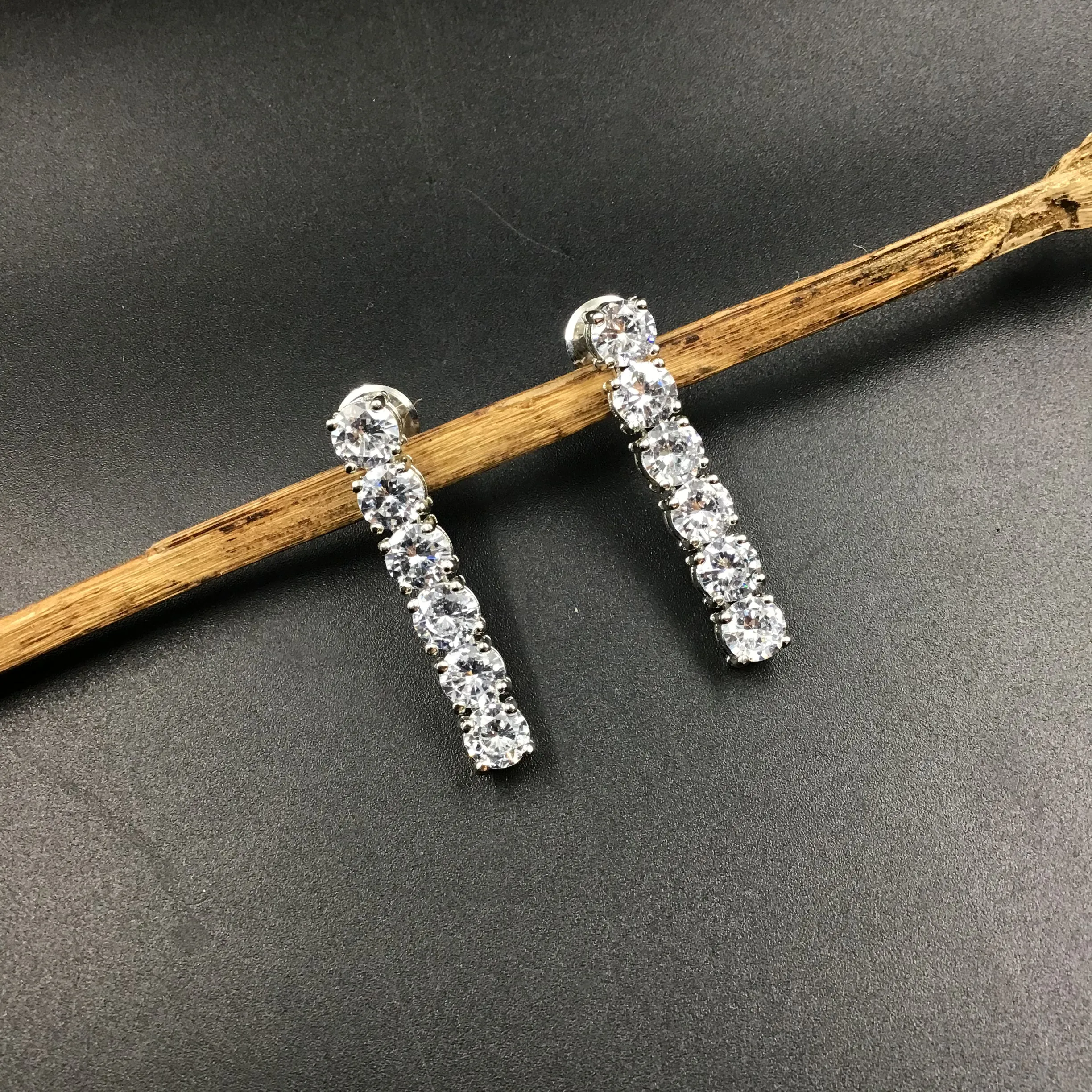 Silver Zircon/AD Earring 12298-8709